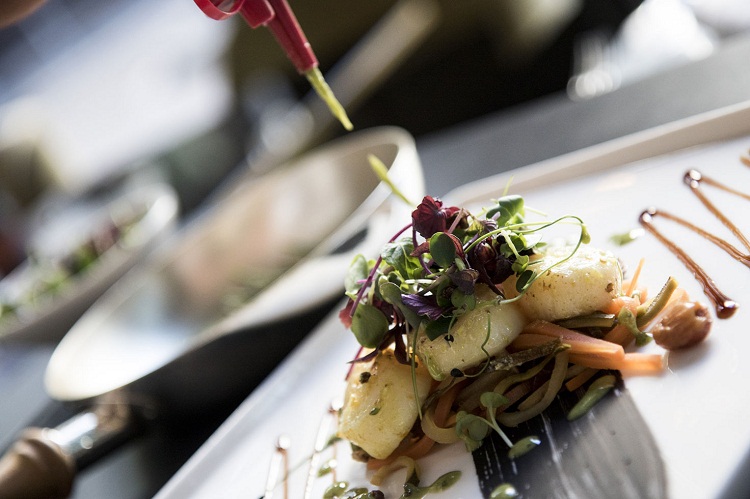 Cottura in argento al Bistrot T’a di Milano